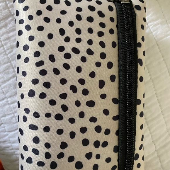 Polka Dot Neoprene Tote - elle paige- Barely used! - Picture 9 of 9
